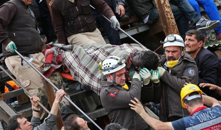301 madencinin öldüğü Soma faciası davasında karar, mağdurları isyan ettirdi