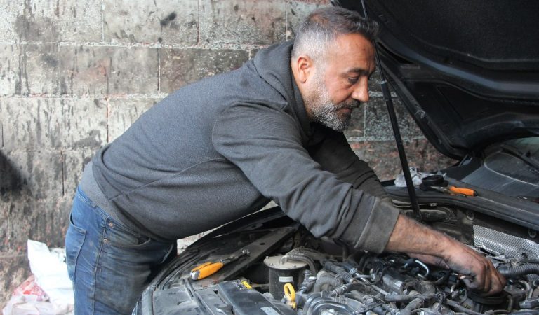 Gaziantep’te oto tamirciler eleman bulamamaktan yakındı