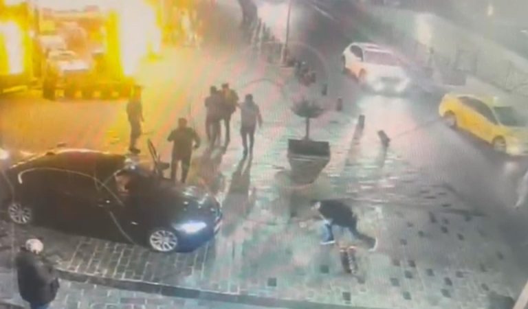 İstanbul’da derbi için toplanan taraftar süratli araç süren sürücüyü bıçakladı