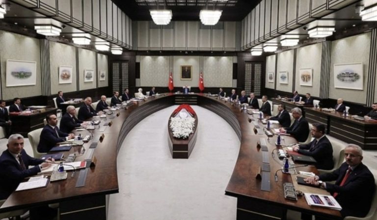 Kabine, Cumhurbaşkanı Erdoğan liderliğinde toplanıyor: Gündem İstanbul zelzelesi