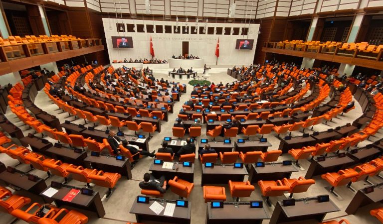TBMM 23 Nisan gündemiyle toplanacak
