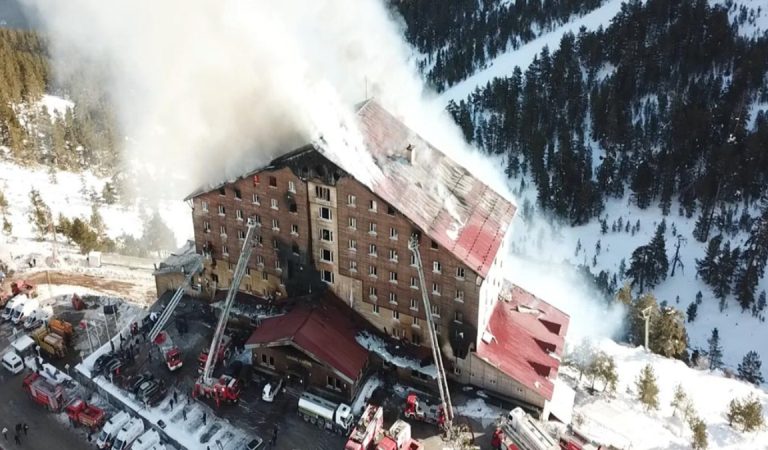 Bolu’da 78 kişinin öldüğü otel yangınındaki ihmaller sıralandı Bolu’da 78 kişinin öldüğü otel yangınındaki ihmaller sıralandı