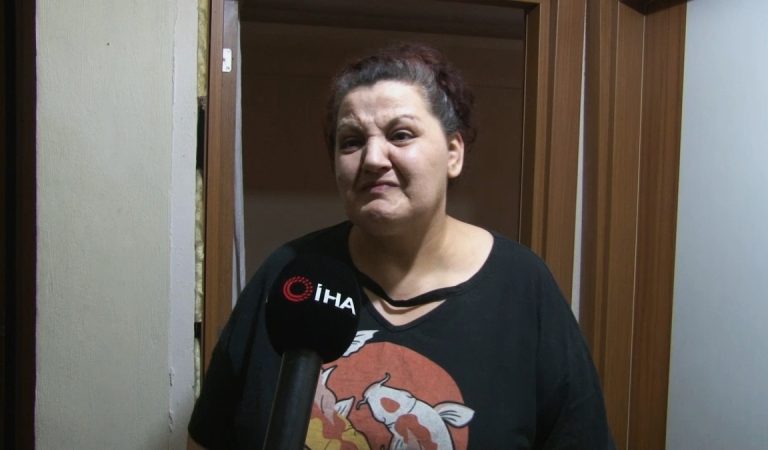 Bursa’da kızıyla sokaklarda yaşıyor Bursa’da kızıyla sokaklarda yaşıyor