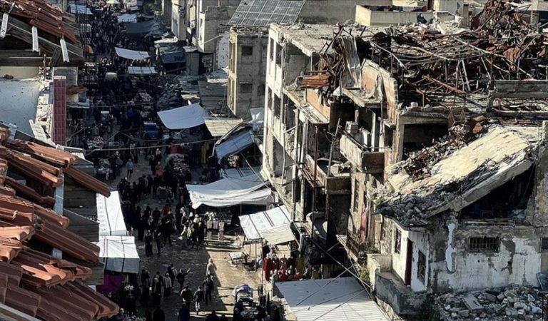 Gazze’deki emekçiler, İsrail akınları sebebiyle “tam bir acziyet” hali yaşıyor Gazze’deki emekçiler, İsrail akınları sebebiyle “tam bir acziyet” hali yaşıyor