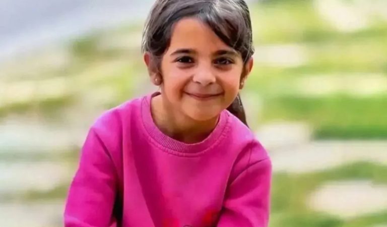 Narin Güran’ın annesinden cezaevinde birinci kare Narin Güran’ın annesinden cezaevinde birinci kare
